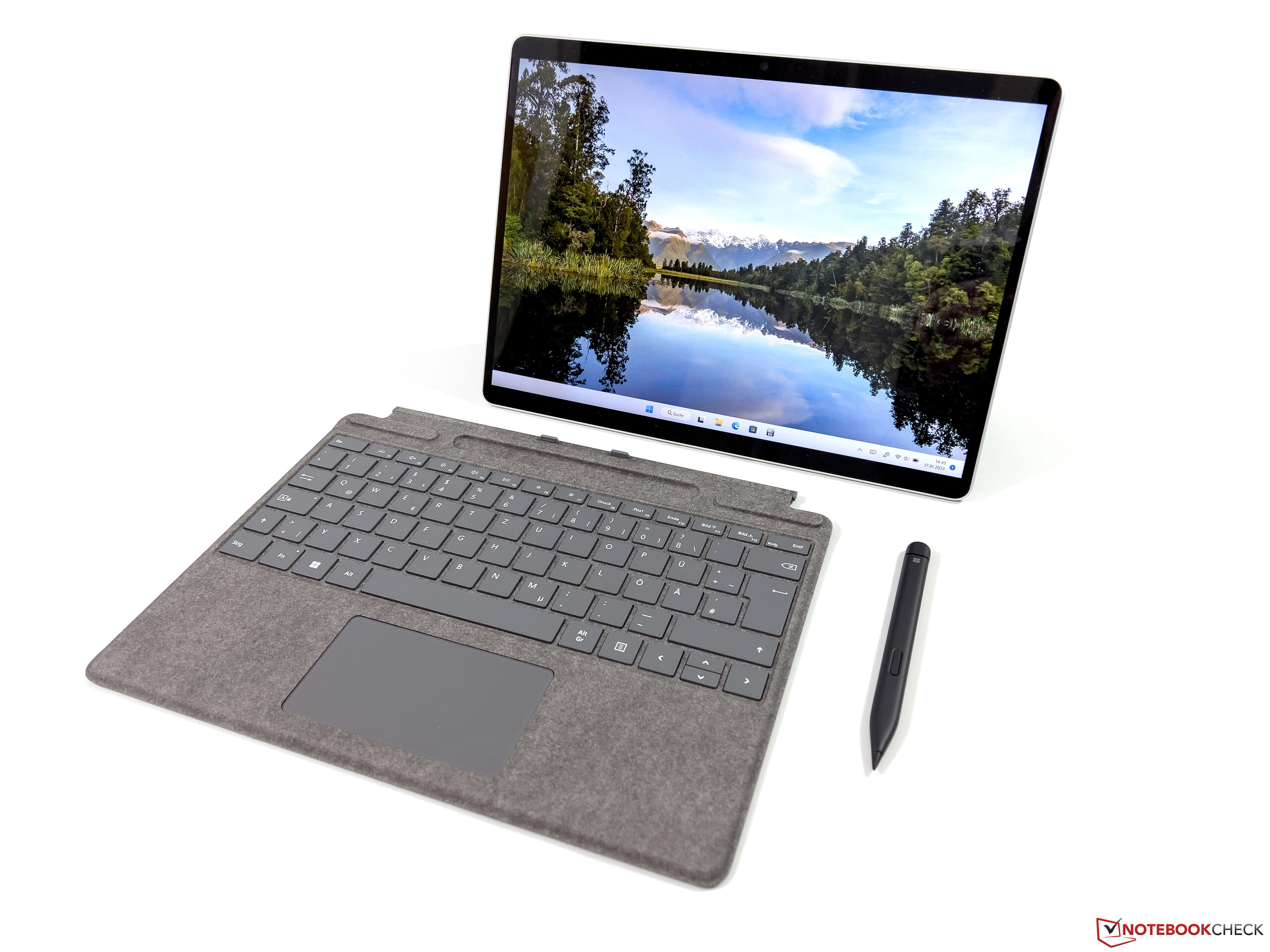 Microsoft Surface Pro 9 Real-World Test (Day in the Life Review) 