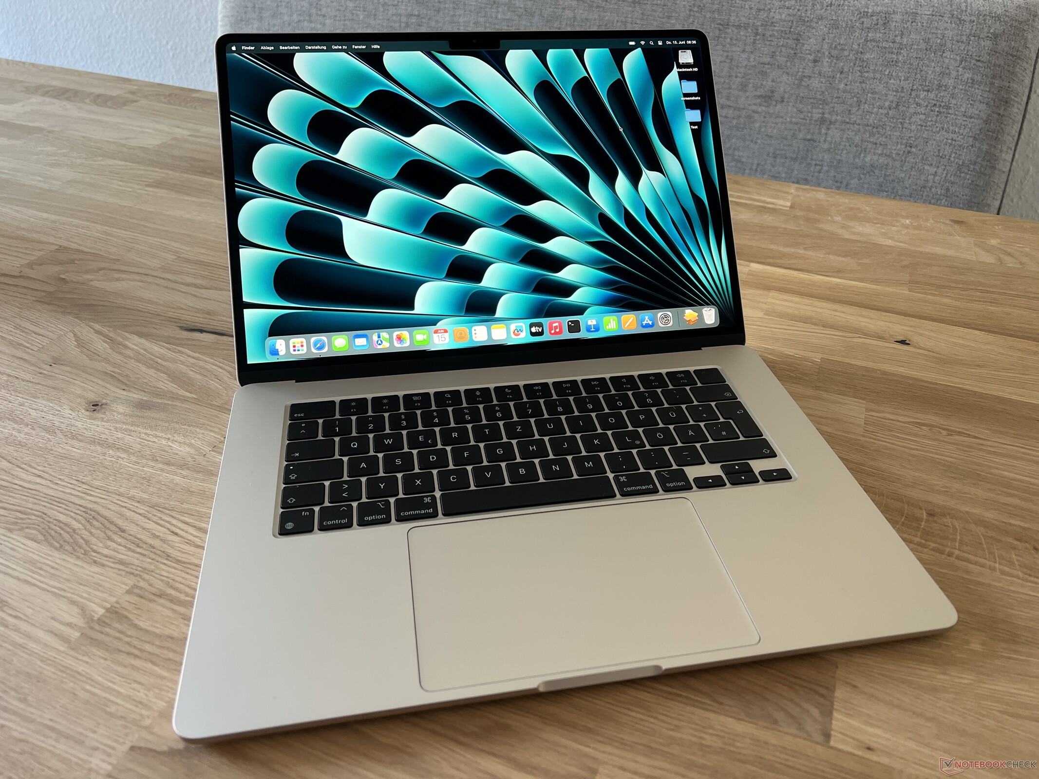 expensive, is NotebookCheck.net - Air practically but unrivaled Apple\'s MacBook M2 News 15