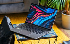 At a $500 discount, the Asus ROG Flow X16 is a pretty good deal for gaming laptop buyers (Image: Alex Wätzel)