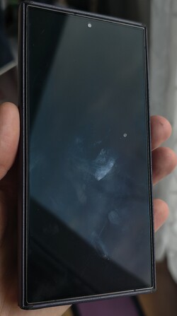 Unsightly stains can appear on the Galaxy S24 Ultra as its anti-reflective coating wears off. (Image source: Marcus Herbrich)