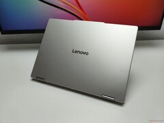 Lenovo Yoga 7a is now disounted by 27%, sports 1 TB SSD and 24 GB RAM.