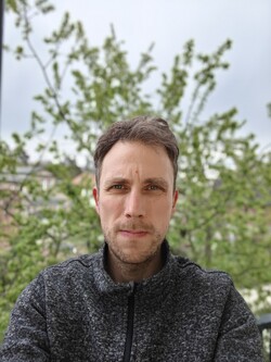 Selfie with the OnePlus 15T front camera