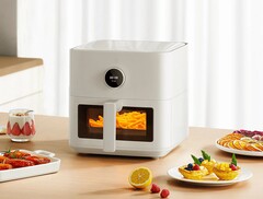 The Xiaomi Smart Air Fryer 5.5L is one of two new hot air fryers from Xiaomi. (Image: Xiaomi)