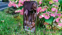 All the variants of the Google Pixel 8 Pro is enjoying a $250 discount (Image source: Notebookcheck)