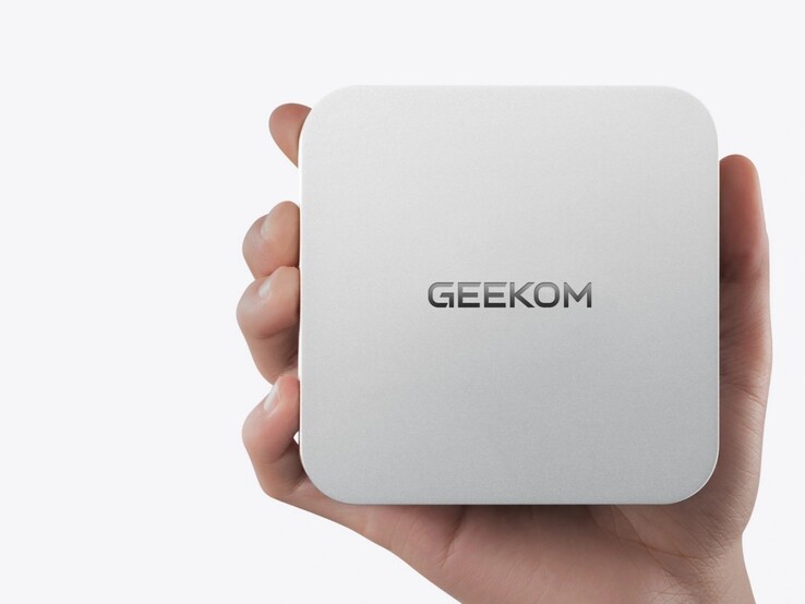 Geekom A6 has an aluminium top case