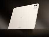 The MagicPad 3 is powered by the Snapdragon 8 Gen 3. Pictured: the tablet. (Image source: Honor)