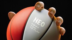 The Neo9S Pro: a phone for ballers? (Source: iQOO)