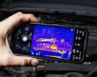 G3 Pro: Smartphone with thermal imaging camera. (Image source: AGM)