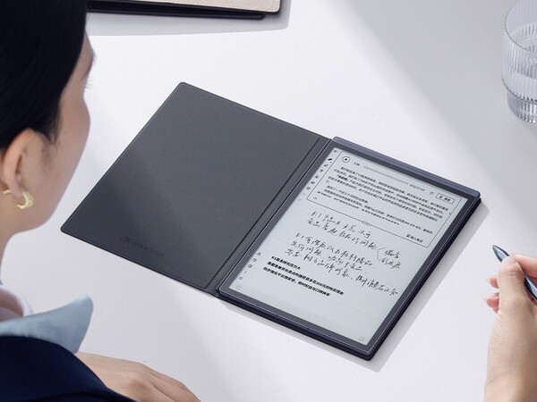 The iFlytek Air 3 is targeted at professionals.