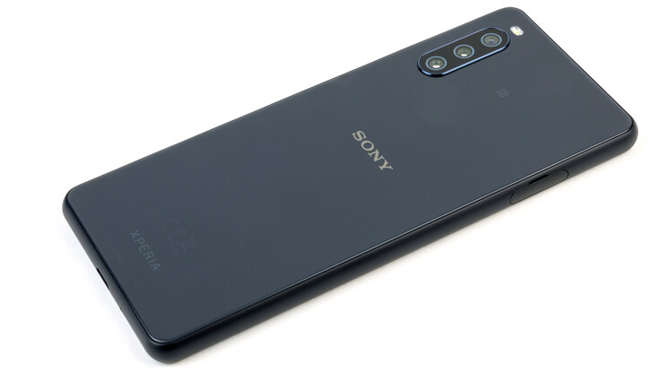 Sony 10 III review - A 5G with IP - NotebookCheck.net Reviews