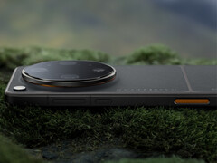 Oppo Find X9 Ultra camera housing