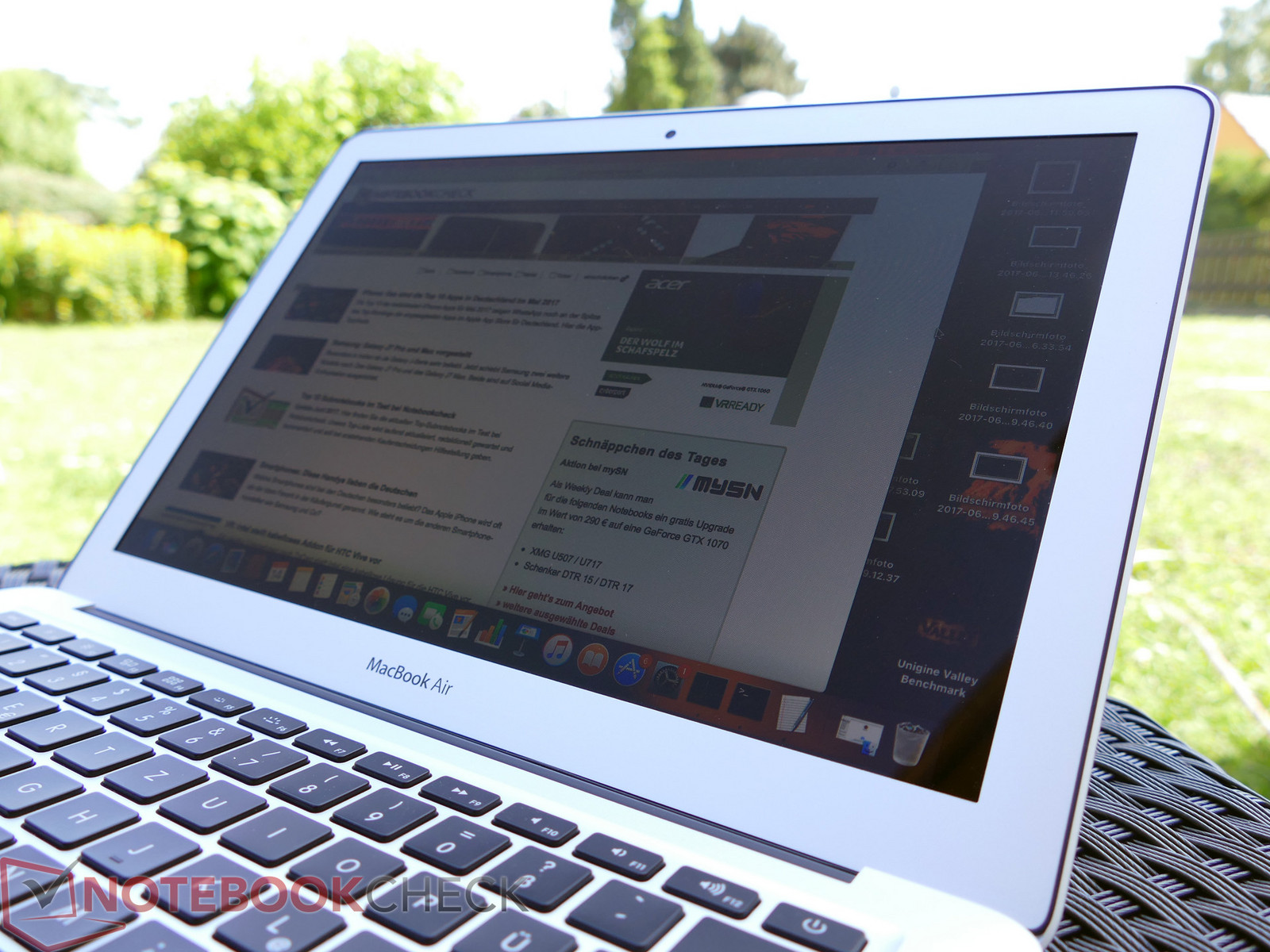 Apple Macbook Air 13 17 Laptop 1 8 Ghz Review Notebookcheck Net Reviews