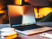 The MacBook Pro M6 might get a punch hole instead of a notch (Image source: Jaime Marrero)