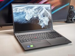 Lenovo ThinkPad P16v G3 21RS000DGE