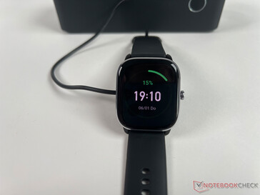 Amazfit GTS 4 Mini Review: This compact fitness watch packs a punch –  Firstpost