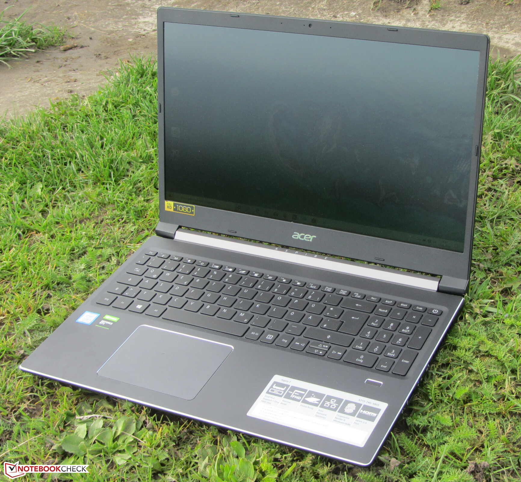 Aspire 7 A715 Laptop Review Acers Upgrade Giant With Gaming Potential