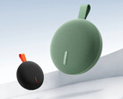 The Xiaomi Bluetooth Speaker Essential in its two launch colours.