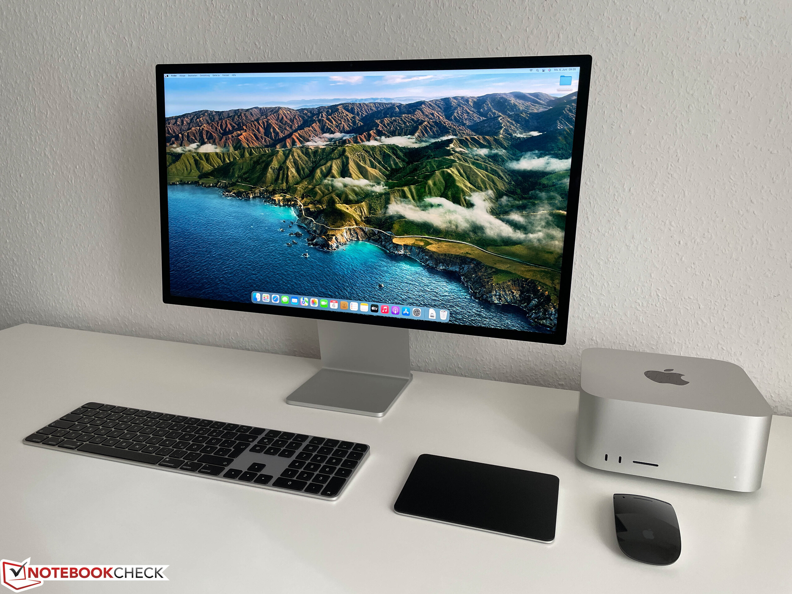 Apple Mac Studio Is a Pricey Desktop PC for Power Users