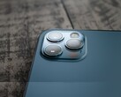 Close up view of a smartphone camera array