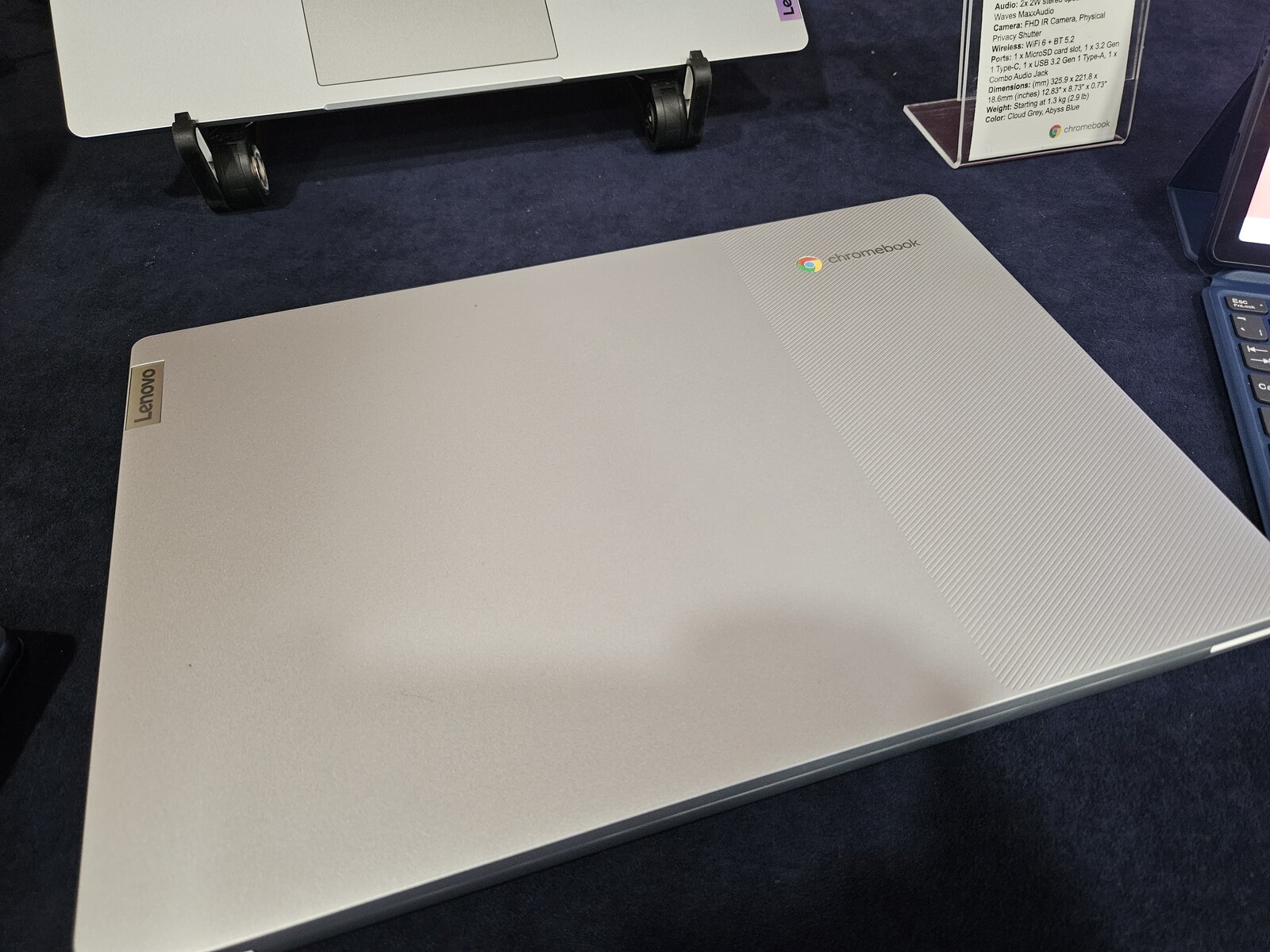 Lenovo 3 Chromebook (14), Slim, 14 inch Chromebook
