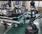The Moz industrial humanoid robot testing batteries. (Image source: CATL)