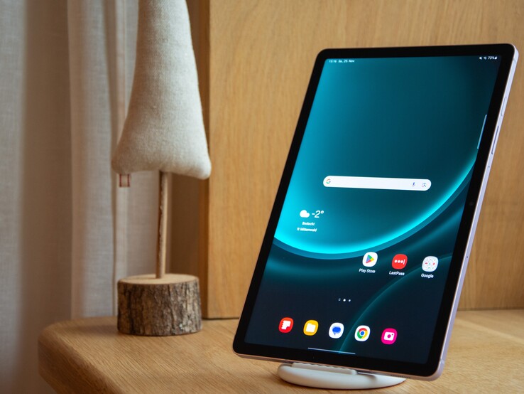 Galaxy Tab S9 FE vs Galaxy Tab S9: How the two Samsung tablets compare