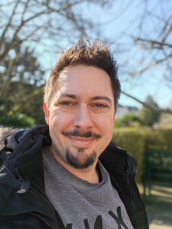 Selfie with the Magic7 RSR