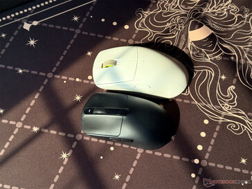 The Dash Ultra next to the M75 Air
