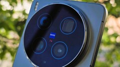 The Vivo X500 Ultra will finally bring a long-awaited upgrade over its predecessor (Vivo X300 Ultra pictured)