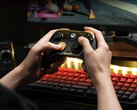 The GameSir G7 Pro in Golden Ombre. (Image source: GameSir)