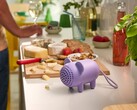 An image of the IKEA Grejsimojs portable Bluetooth speaker in a kitchen