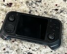 Abxylute E1 Dual-OS retro handheld hands-on