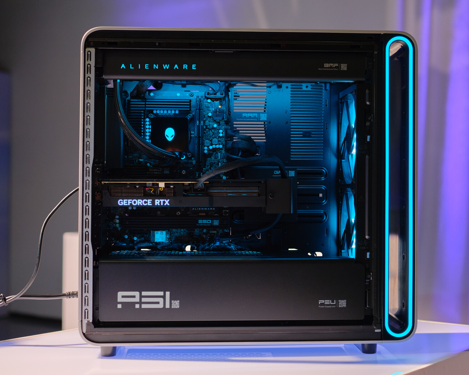 New Alienware Area-51 gaming desktop packs powerful RTX 5000 GPU in all ...