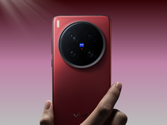 The Vivo X200 Ultra.