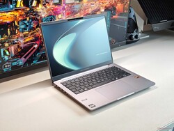 The ExpertBook PM3406 is a good mid-range laptop