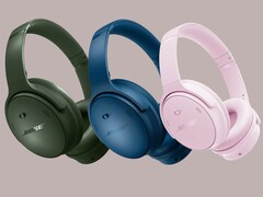The Bose QuietComfort Headphones are available in multiple colors.