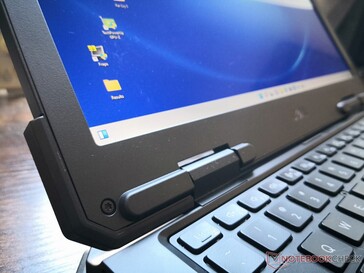 Rugged PC Review.com - Rugged Notebooks: Dell Latitude 7330 Rugged