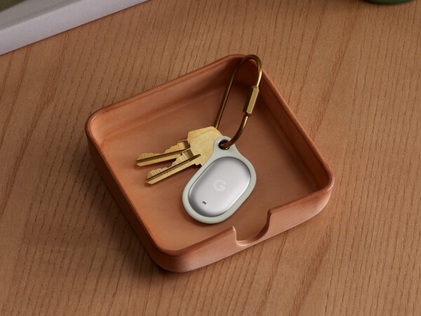 The Pixel Tag has UWB and Bluetooth Channel Sounding for precision finding.