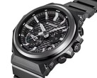 A closer look at the GST-B1000BD-1A’s black dial, featuring a textured horizontal pattern, dual sub-dials, and a date display.