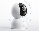 A dual-motor gimbal turns the lens through 360° horizontally and 109° vertically.