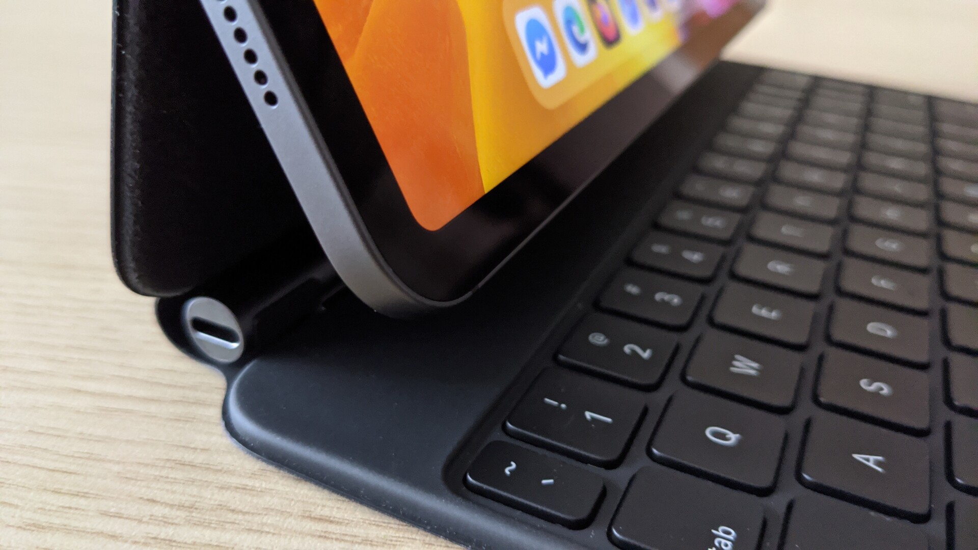 Hands-on: iPad Pro Magic Keyboard with trackpad - worth the weight