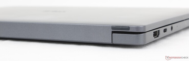 Rear: No ports