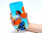 The first true “bezel-less phone” is shown in a video from Tecno. Apparently you can get some hands-on-time with the concept device at IFA 2026.