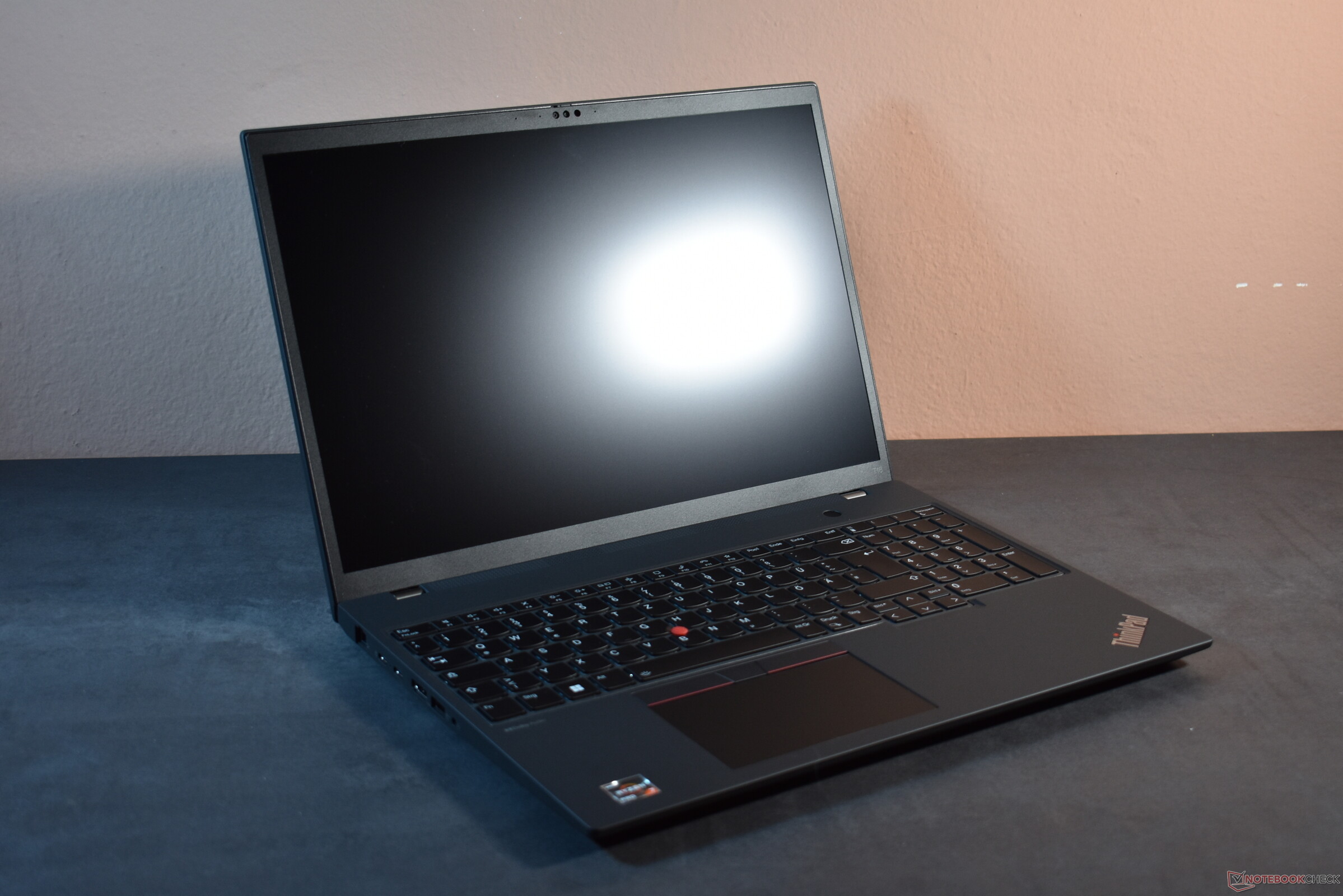 Lenovo ThinkPad T16 G2 AMD: A great choice even in 2024 - NotebookCheck ...