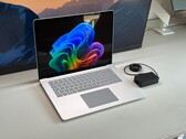 Intel clearly beats Snapdragon - Microsoft Surface Laptop 15 Gen 8 Review