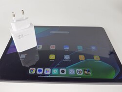 Xiaomi Pad 6 Review: Great Tablet with Pen Quality Issues — Eightify