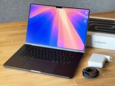 The MacBook Pro with OLED display could hit the market as early as the end of next year. (Image source: Notebookcheck)