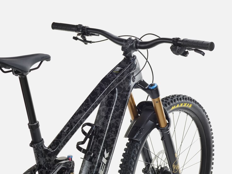 The Trek Rail+ 9.8 Gen 5 eMTB has a Bosch Kiox 400C display