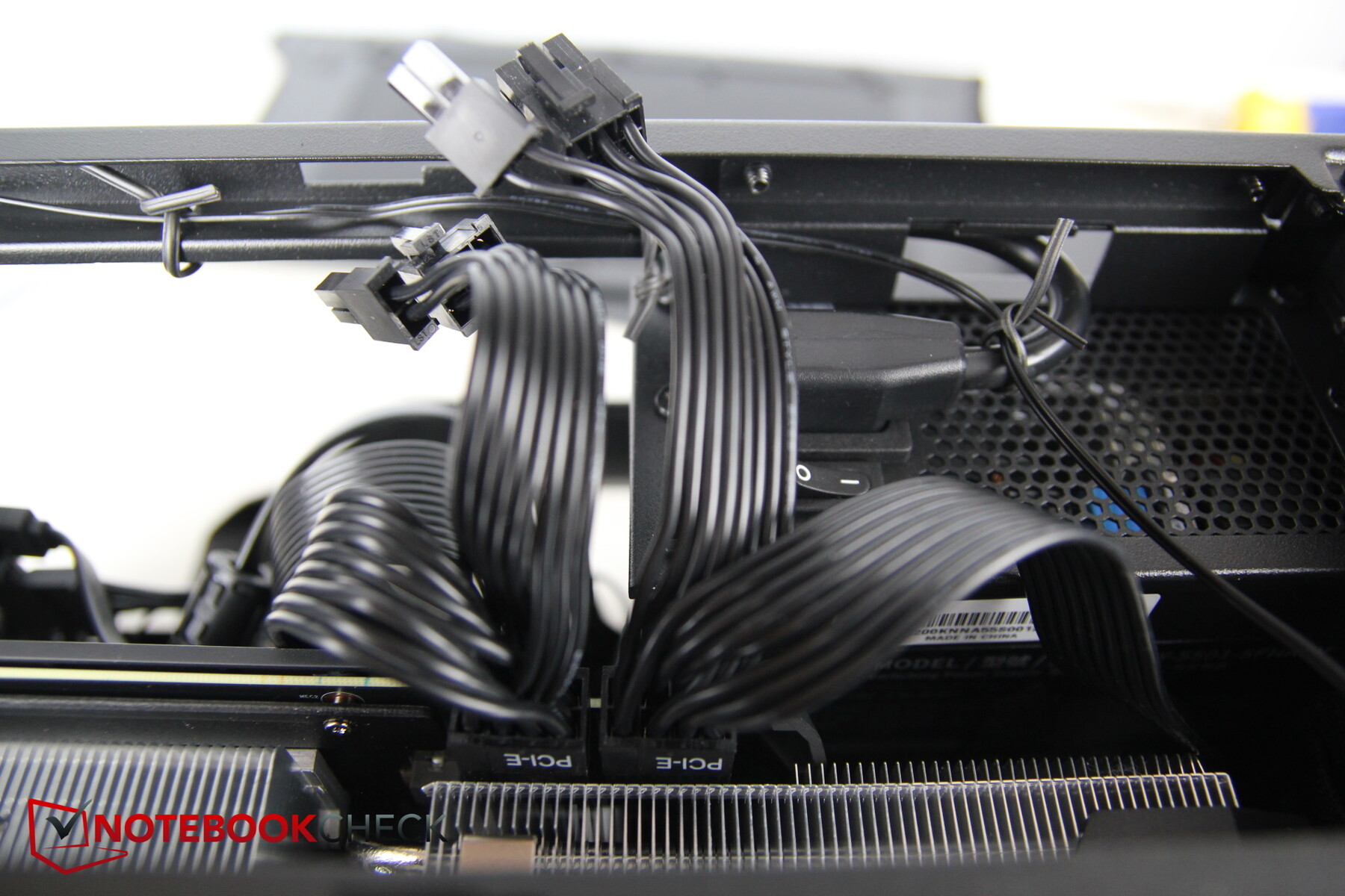 MasterCase EG200 - Boîtier externe GPU - Noir