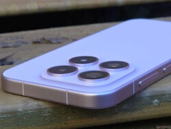 Xiaomi's 17 is one of the best compact phones currently available